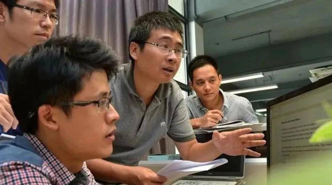 从 “天才少年” 到 PDF 行业领航者的传奇之路不朽情缘平台登录网页九江十大富豪福昕软件熊雨前：(图2)